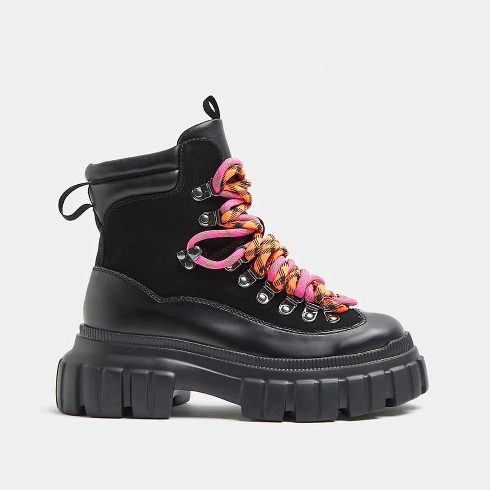 Chunky Boot. Hiking Boot (Actually More Fashionable Than For Hiking). Stylish.